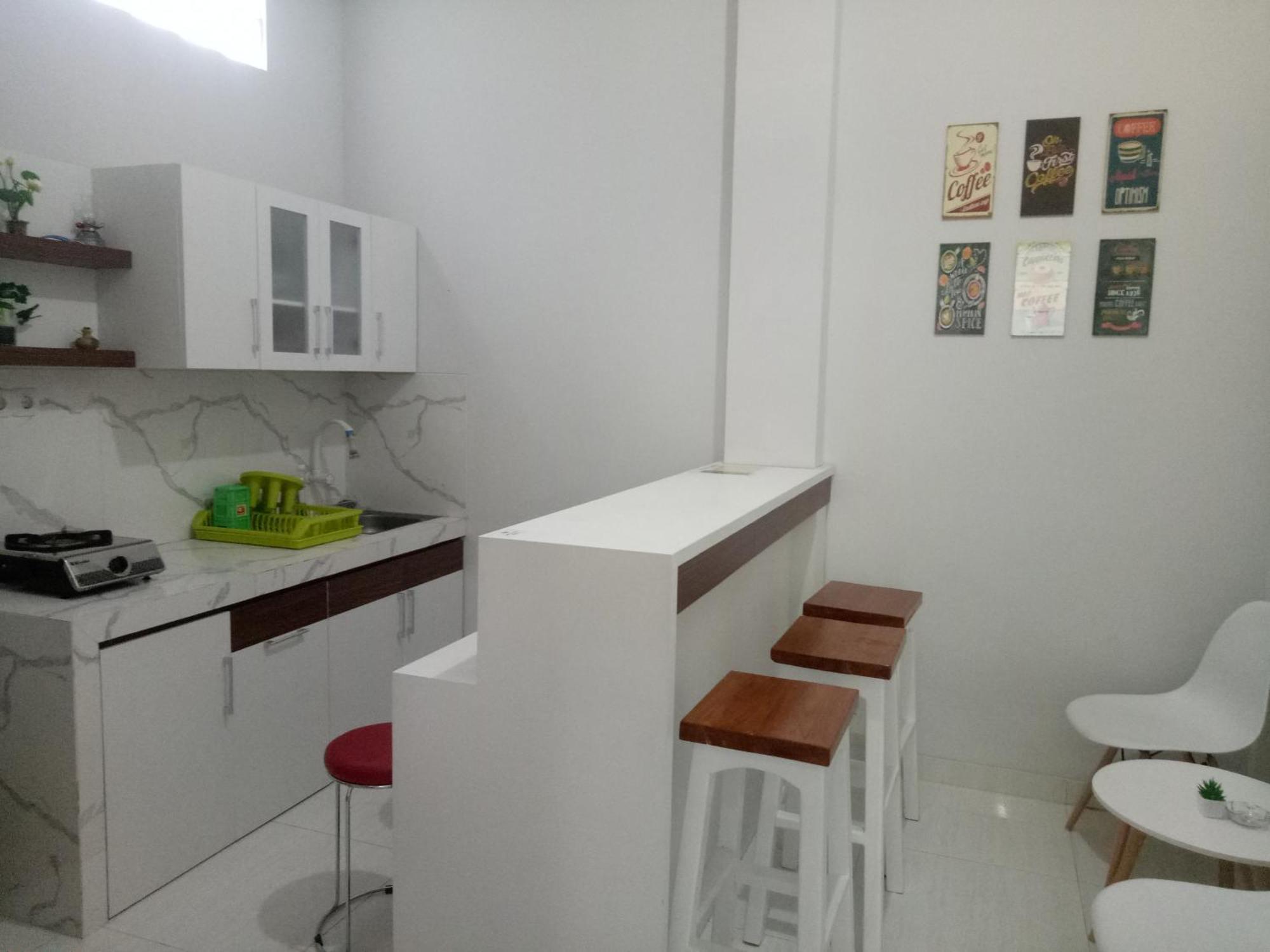 Omah Bondi Family Homestay By Fh Stay Джокьякарта Экстерьер фото